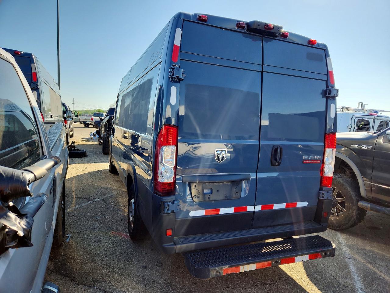 2021 Ram Promaster VIN 3C6FRVJG9ME500882 photo 2
