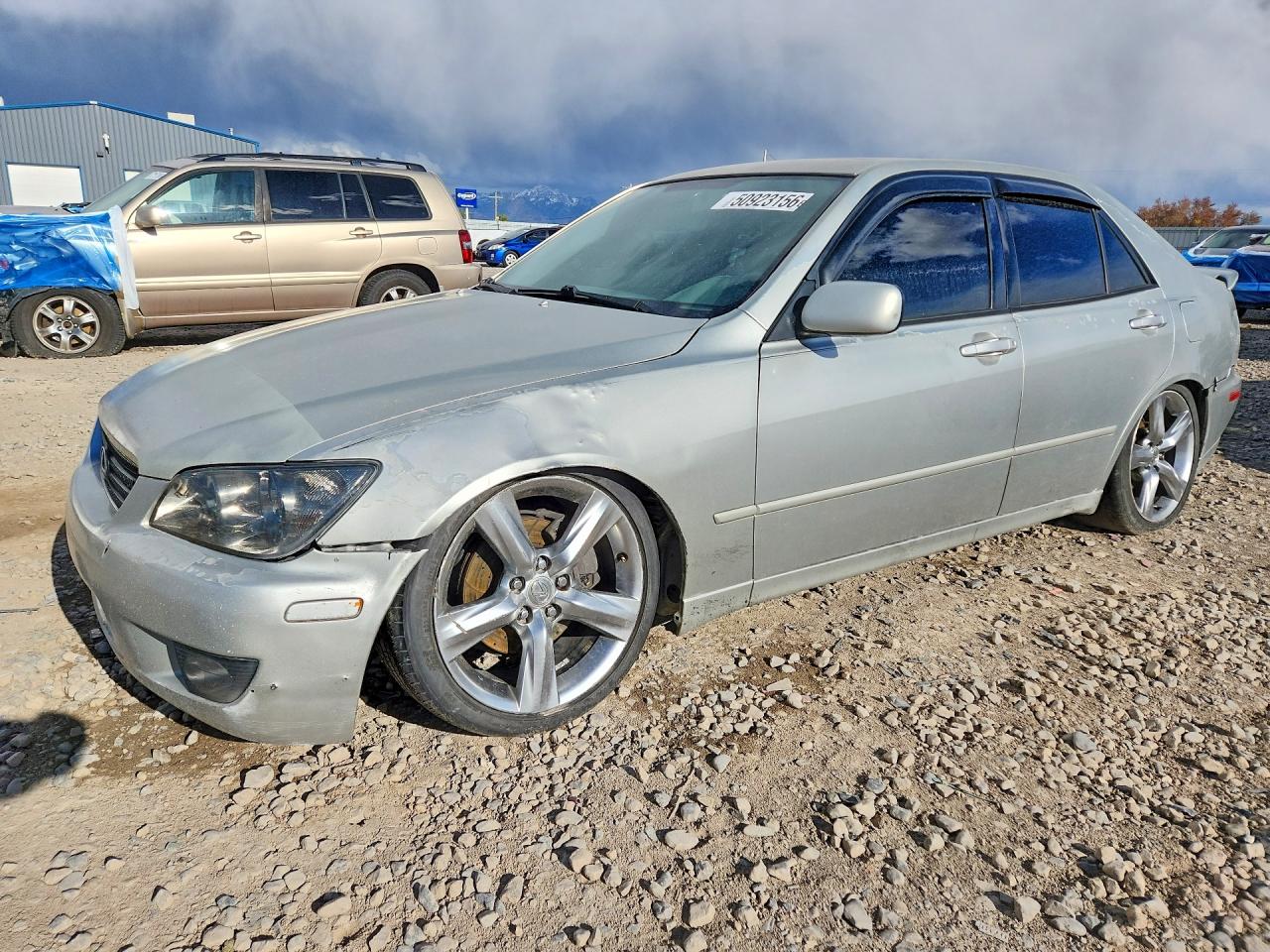 2001 LEXUS Is VIN JTHBD182010011119 photo 1