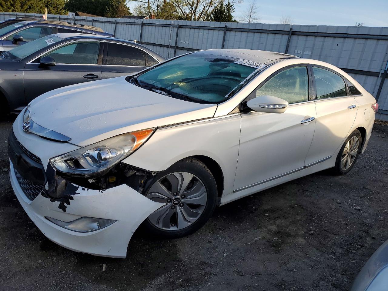 2013 HYUNDAI Sonata VIN KMHEC4A43DA050909 photo 1