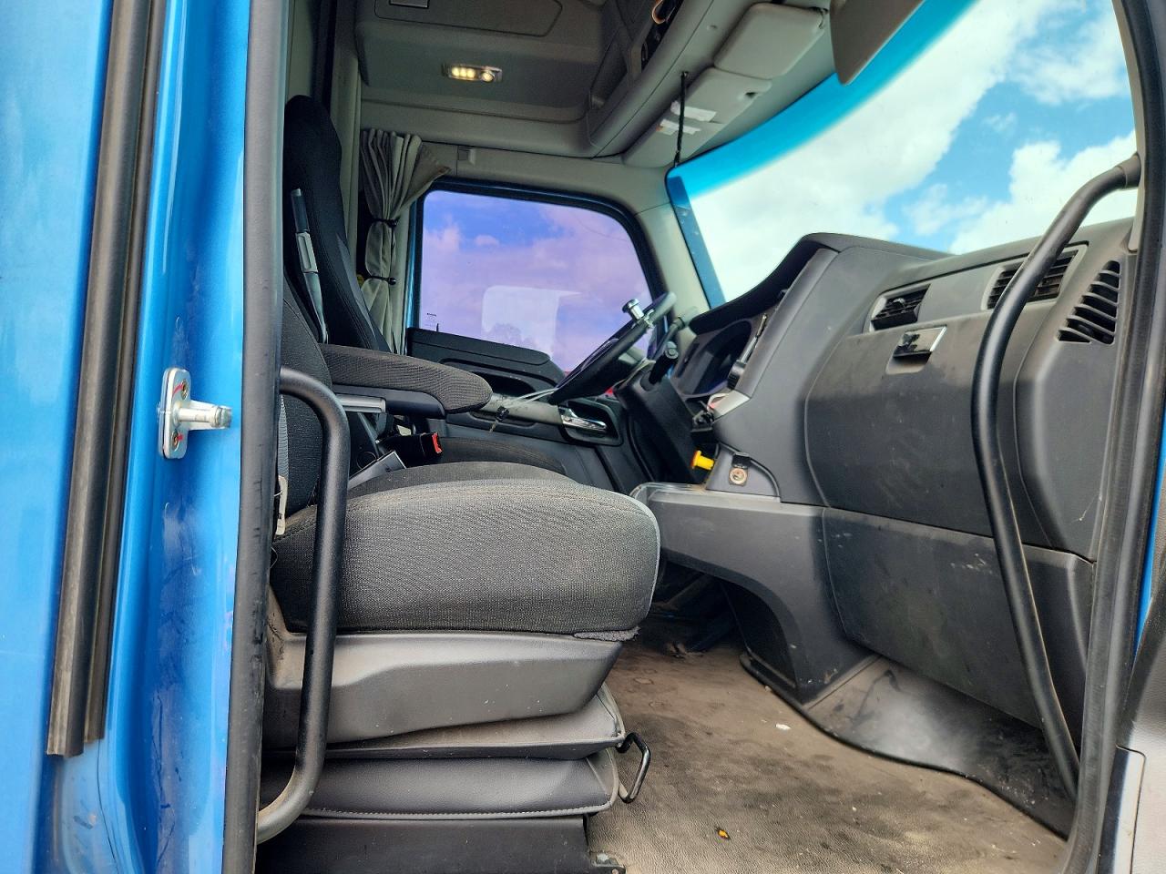 2022 KENWORTH All other VIN 1XKYDP9XXNJ144693 photo 6