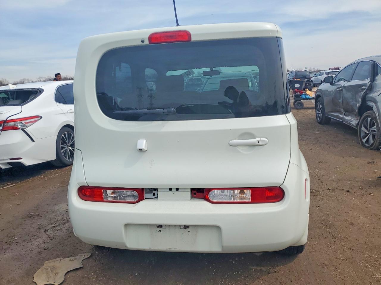 2011 Nissan Cube VIN JN8AZ2KR4BT214612 photo 6