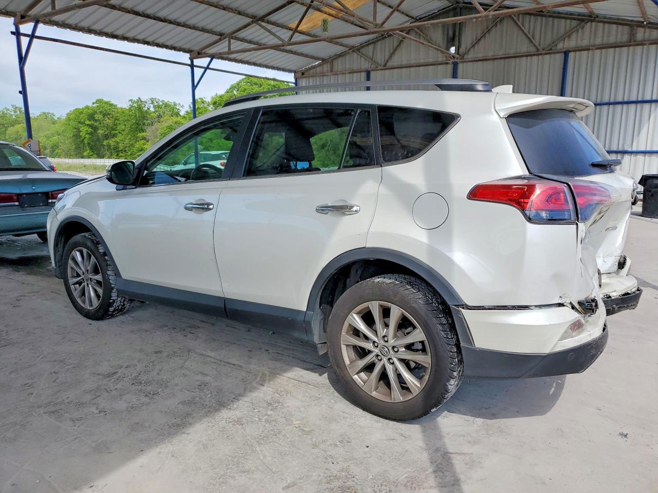 2017 Toyota Rav4 VIN 2T3YFREV8HW378455 photo 2