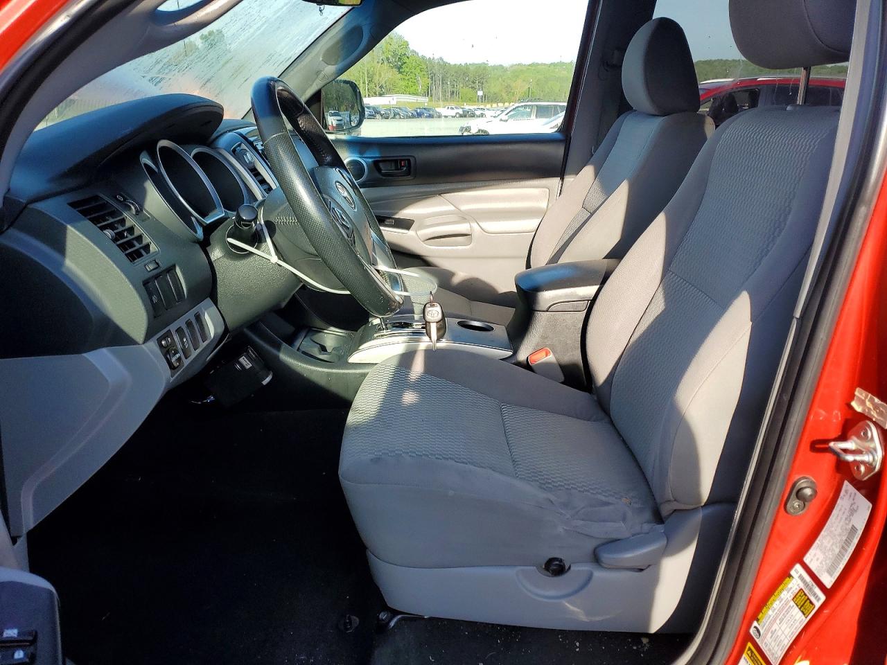 2015 Toyota Tacoma VIN 5TFJU4GNXFX085690 photo 7