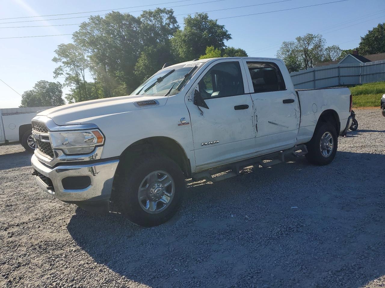 2021 Ram 2500 VIN 3C6UR5CL5MG632205 photo 1