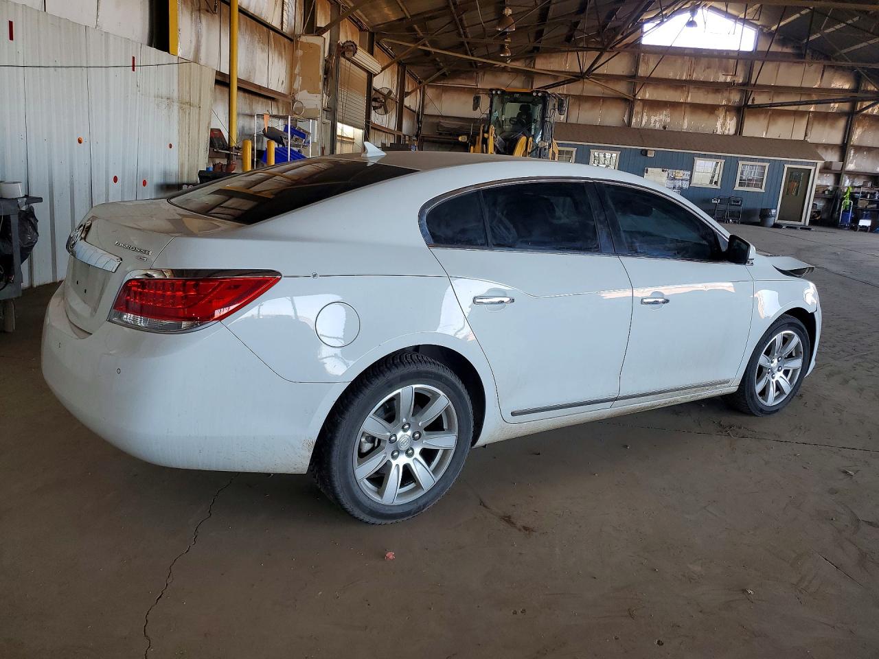 2010 Buick Lacrosse VIN 1G4GC5EG9AF206162 photo 3
