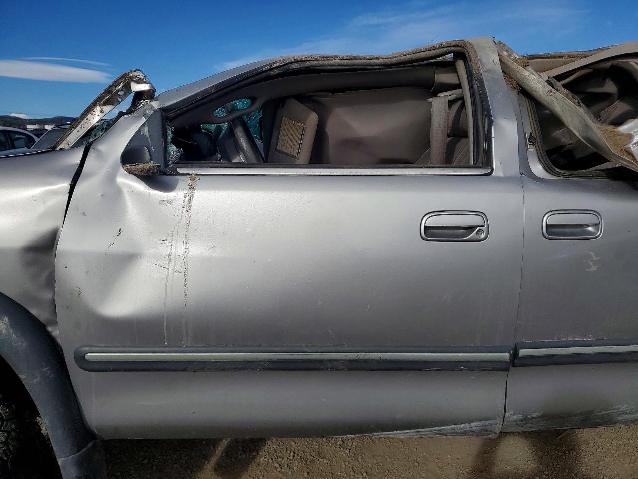 2001 Toyota Tundra VIN 5TBBT44101S182168 photo 7