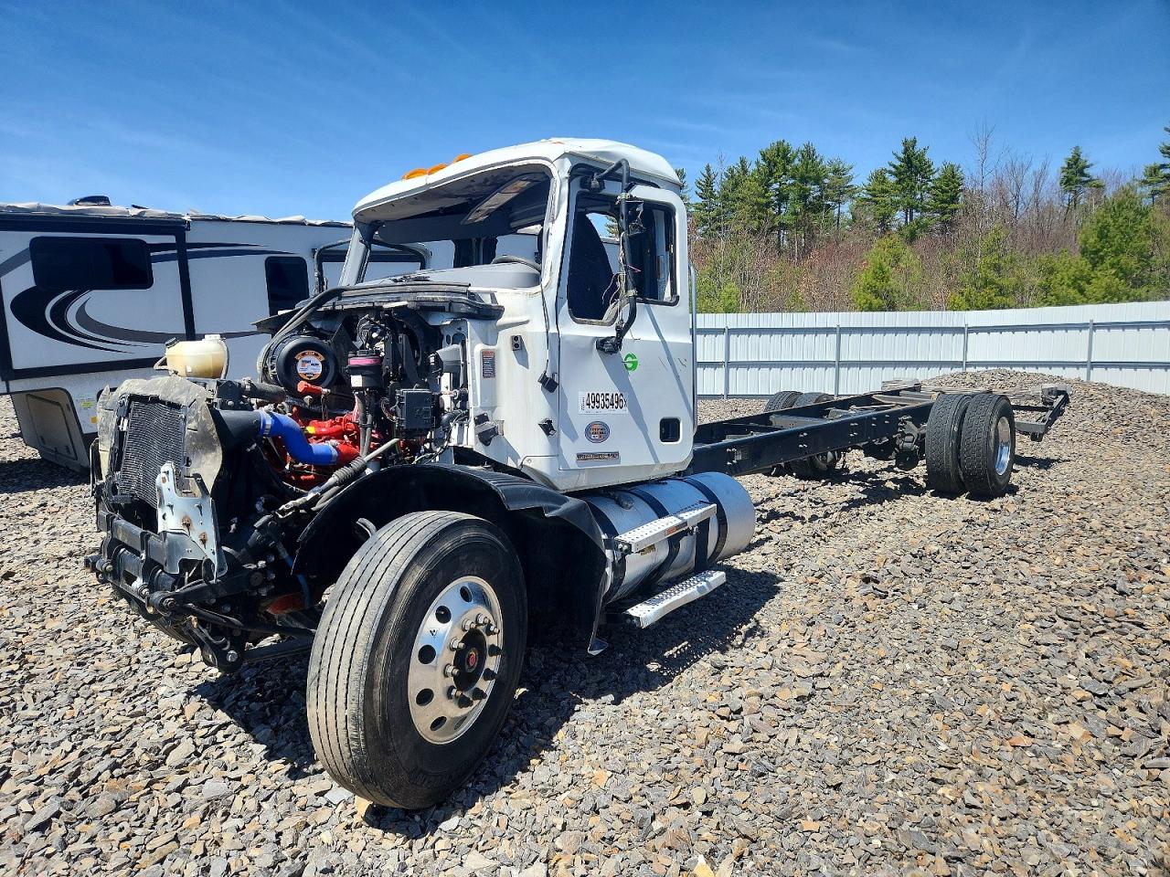 2024 MACK Md VIN 1M2MDBAAXRS013456 photo 2