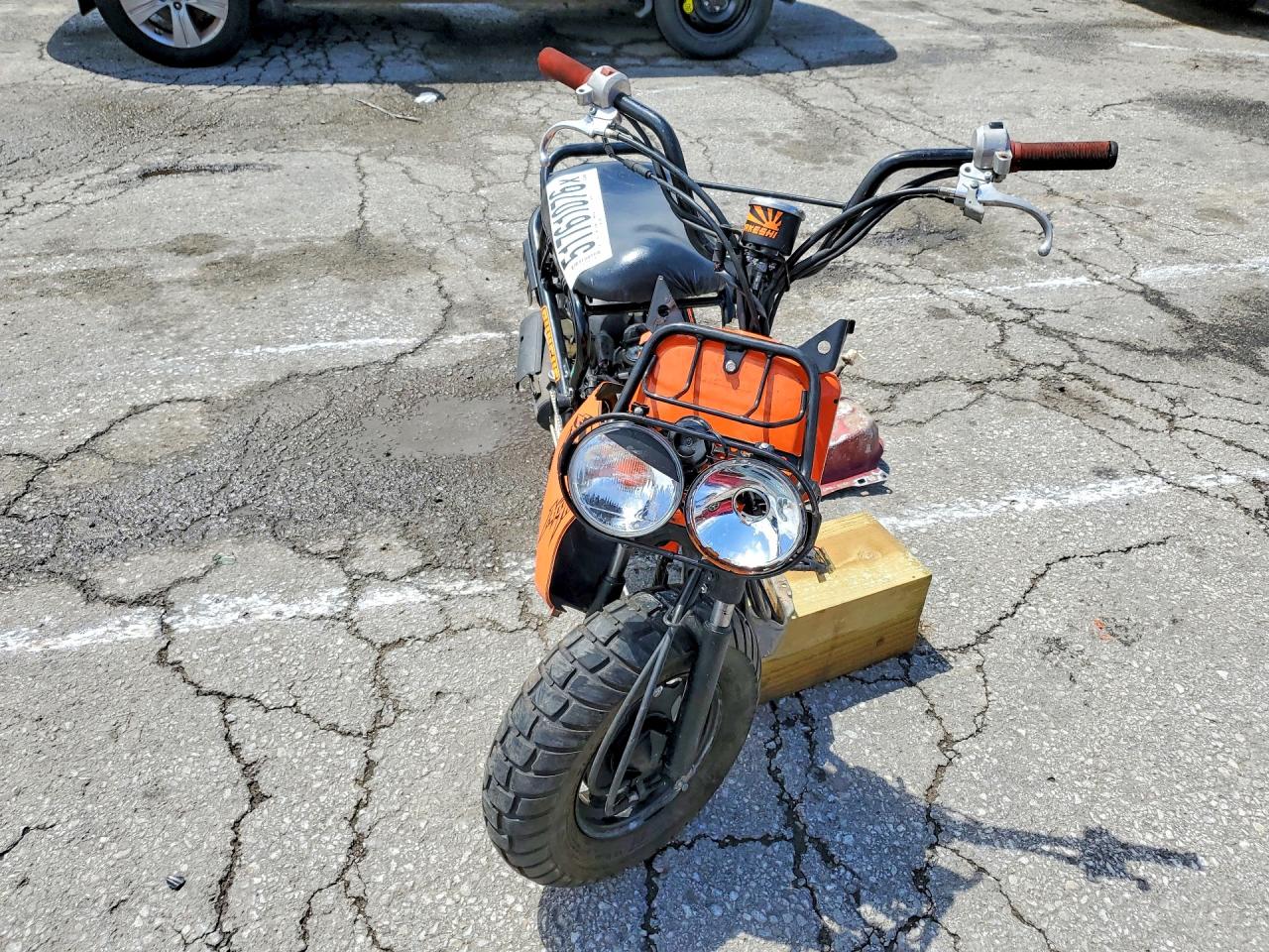 2019 HOND All other VIN JH2AF581XKK700281 photo 2