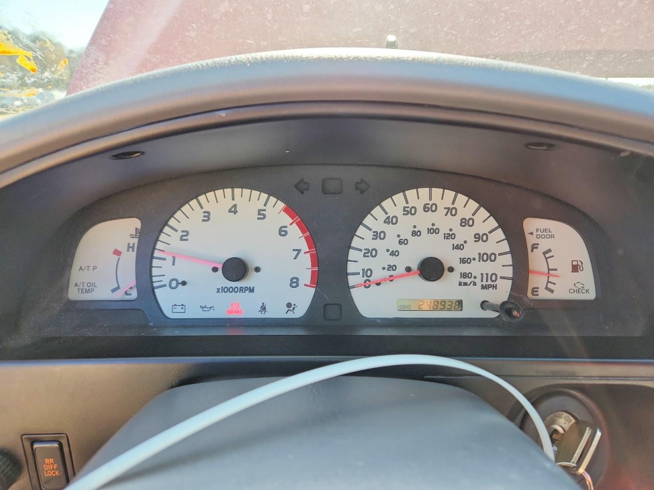 2002 Toyota Tacoma VIN 5TEWN72N32Z125719 photo 9
