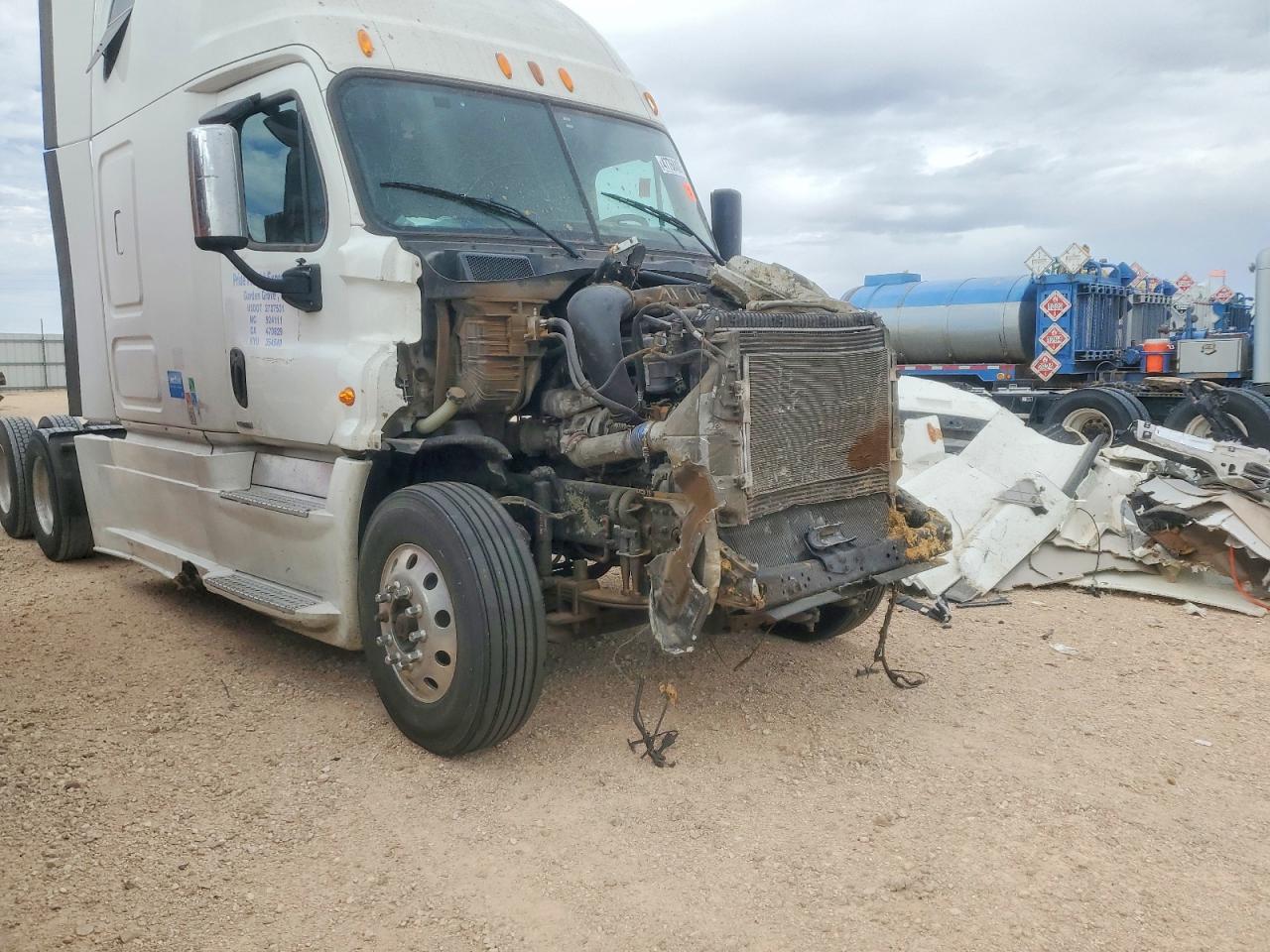 2015 FREIGLINER All other VIN 3AKJGLD51FSGF9151 photo 9