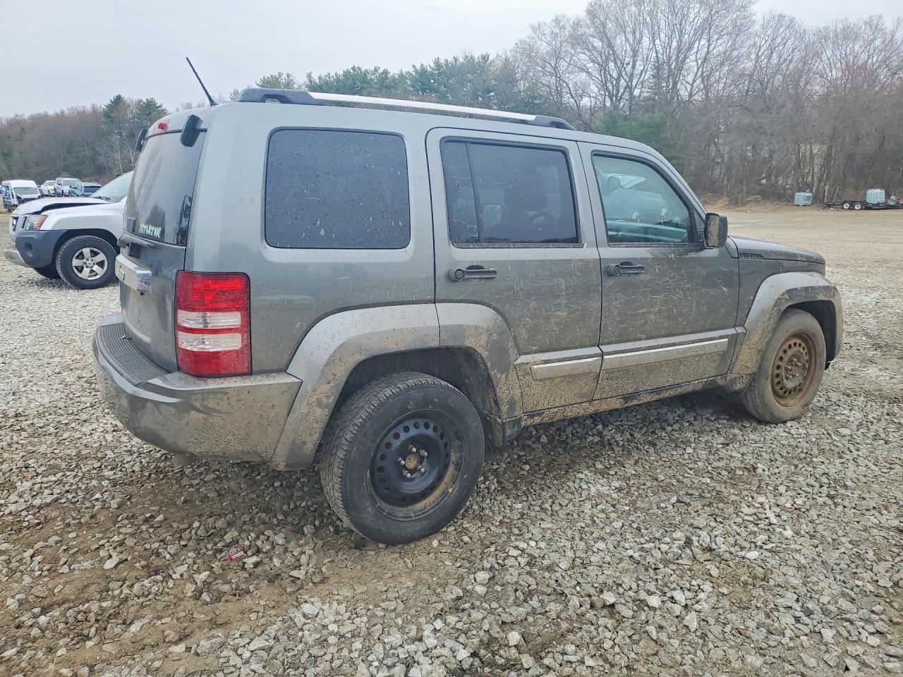 2012 Jeep Liberty VIN 1C4PJMFK7CW206784 photo 3