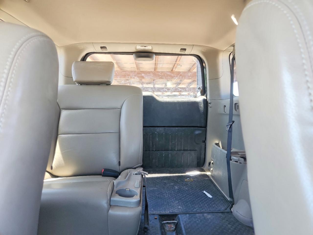 2011 Honda Element VIN 5J6YH1H34BL000644 photo 10