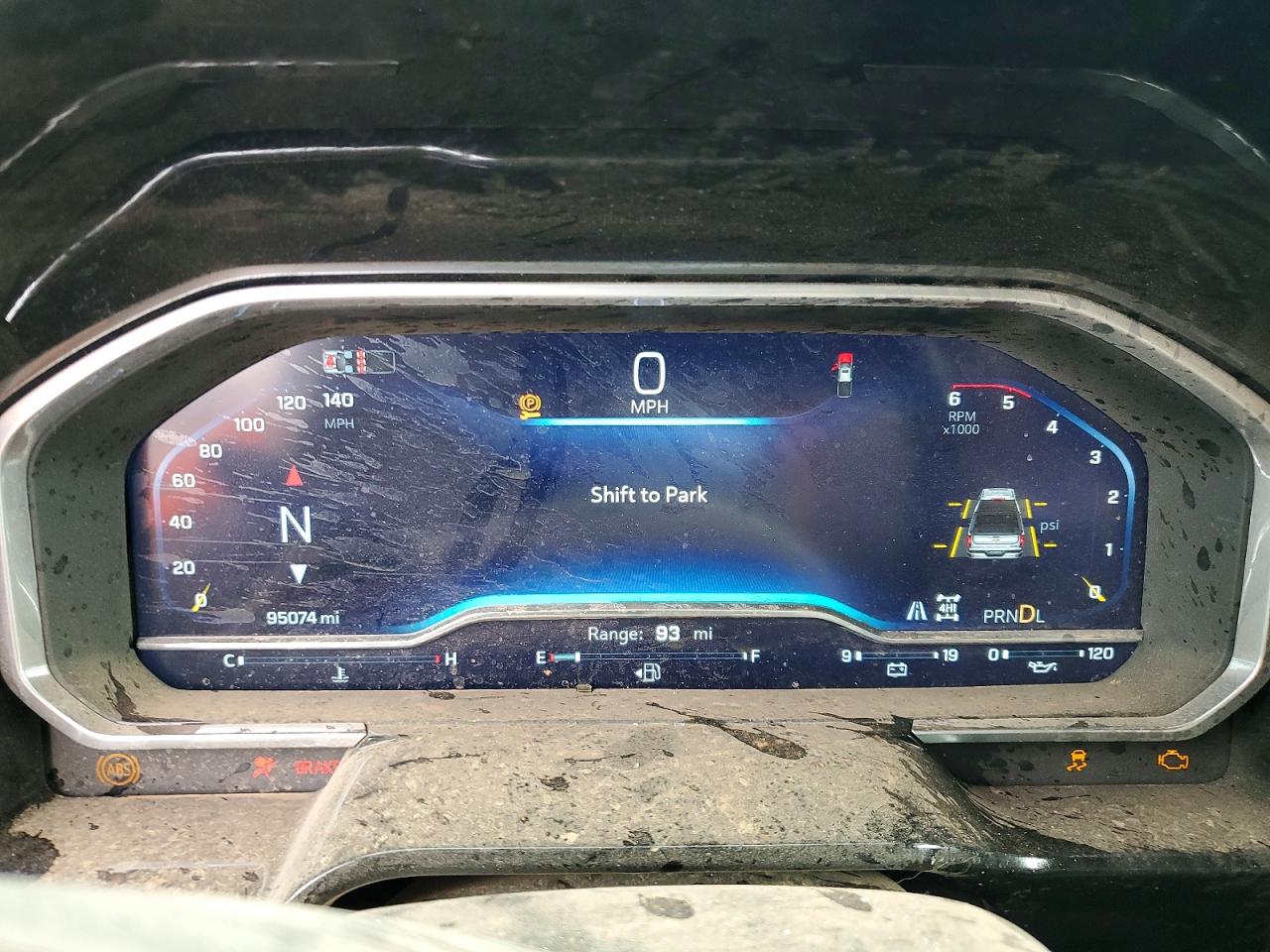 2024 Chevrolet Silverado VIN 1GC4YVEY3RF405379 photo 9