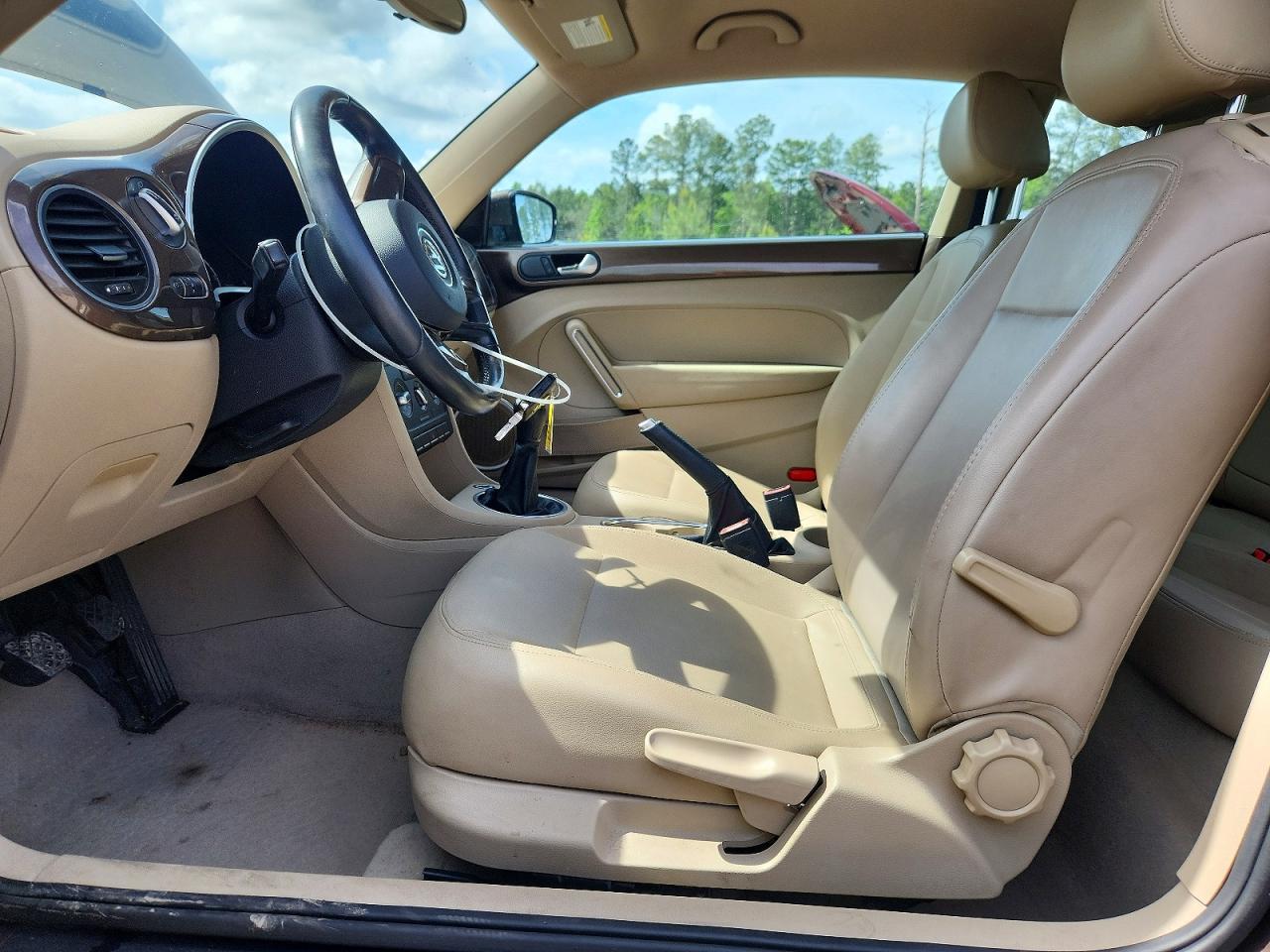 2013 Volkswagen Beetle VIN 3VWHX7AT0DM647515 photo 7