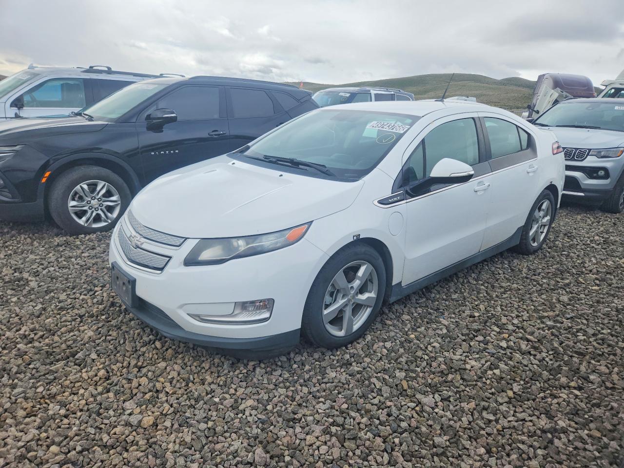 2014 CHEV Volt VIN 1G1RE6E44EU137748 photo 1