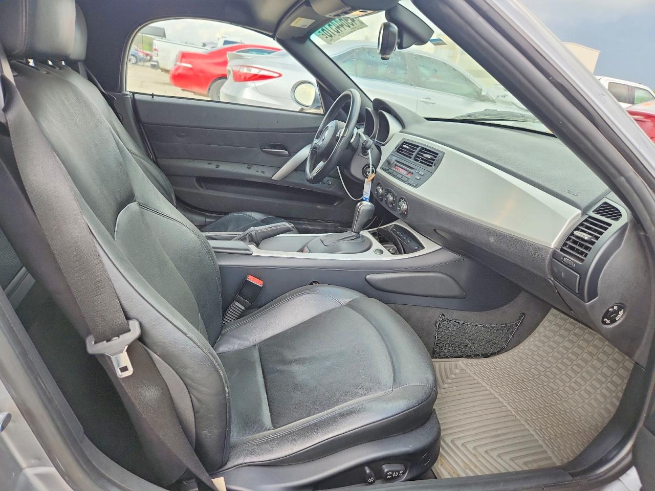 2006 BMW Z4 VIN 4USBU53576LX00505 photo 10