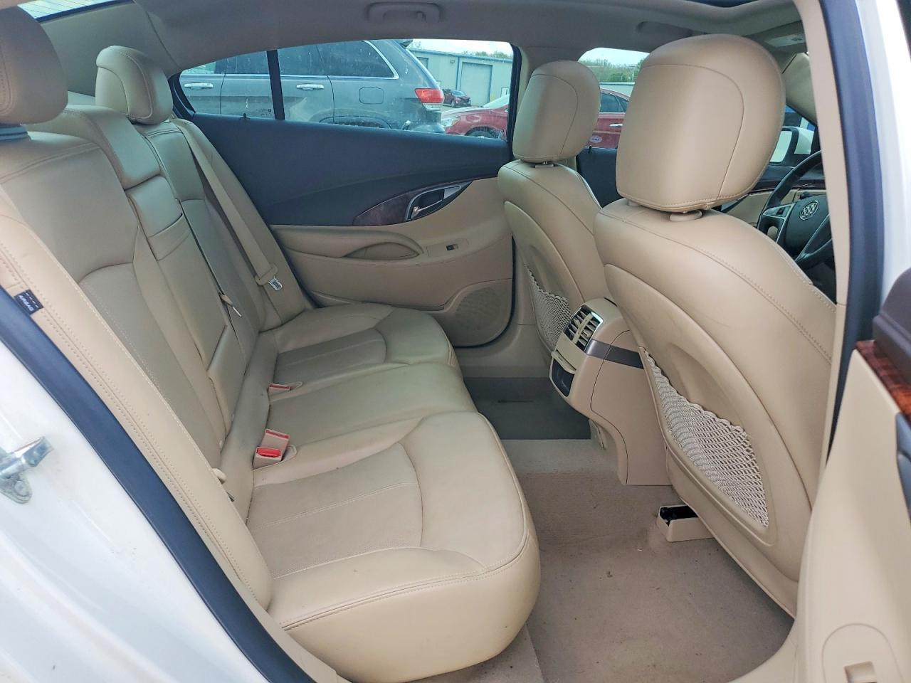 2013 Buick Lacrosse VIN 1G4GJ5G38DF250111 photo 10