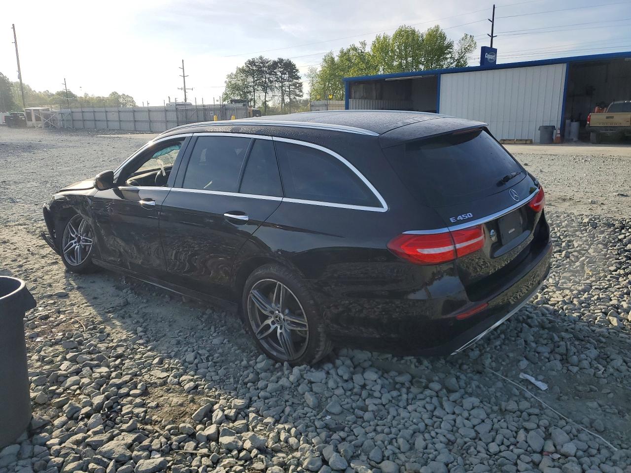 2019 Mercedes-Benz E-class VIN WDDZH6JB0KA588746 photo 2
