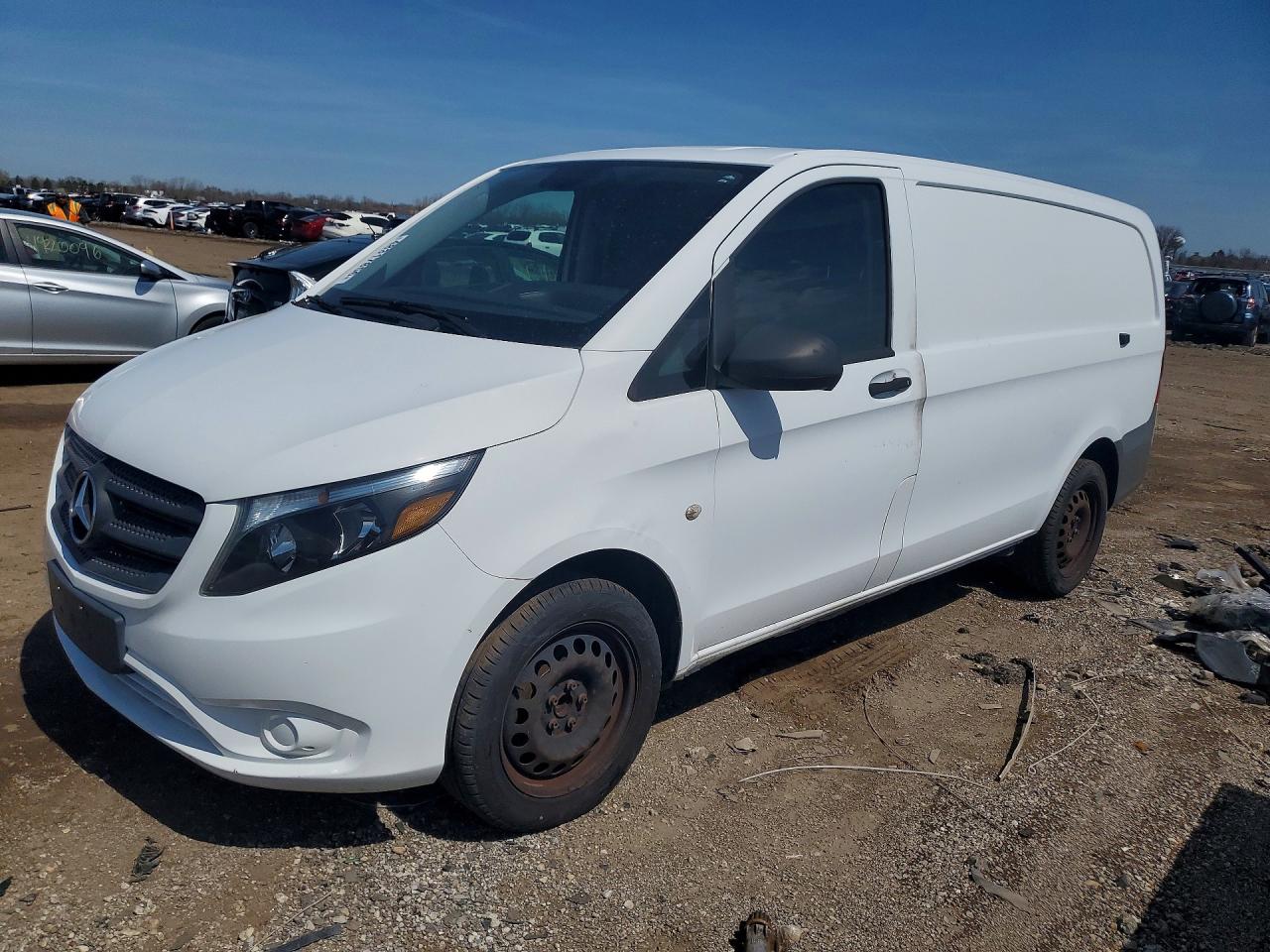 2018 Mercedes Metris VIN WD3PG2EA5J3481395 photo 1