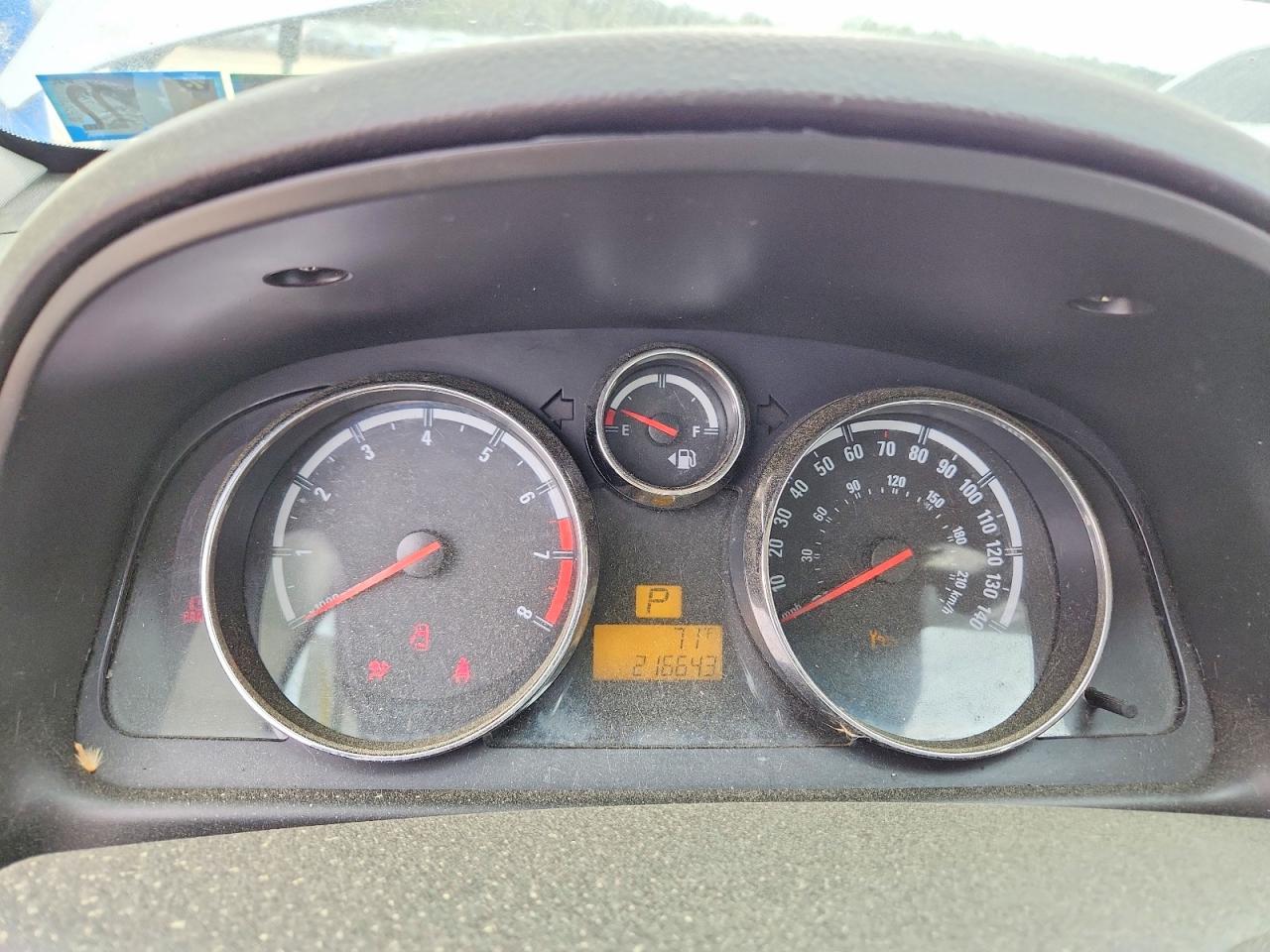 2008 Saturn Vue VIN 3GSDL43N38S556612 photo 9