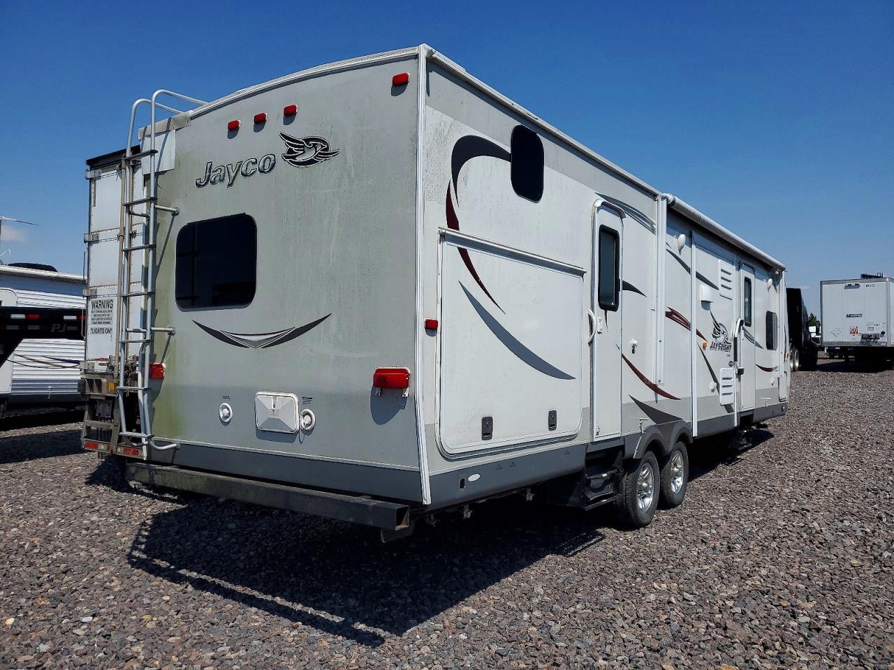2015 JAYCO All models VIN 1UJBJ0BT7F1TY0101 photo 4
