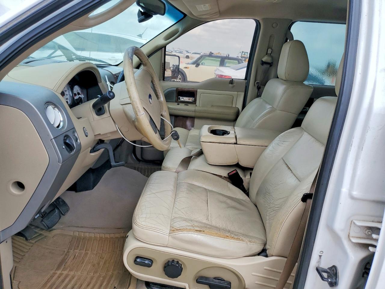 2004 Ford F150 VIN 1FTPW12504KB31628 photo 7