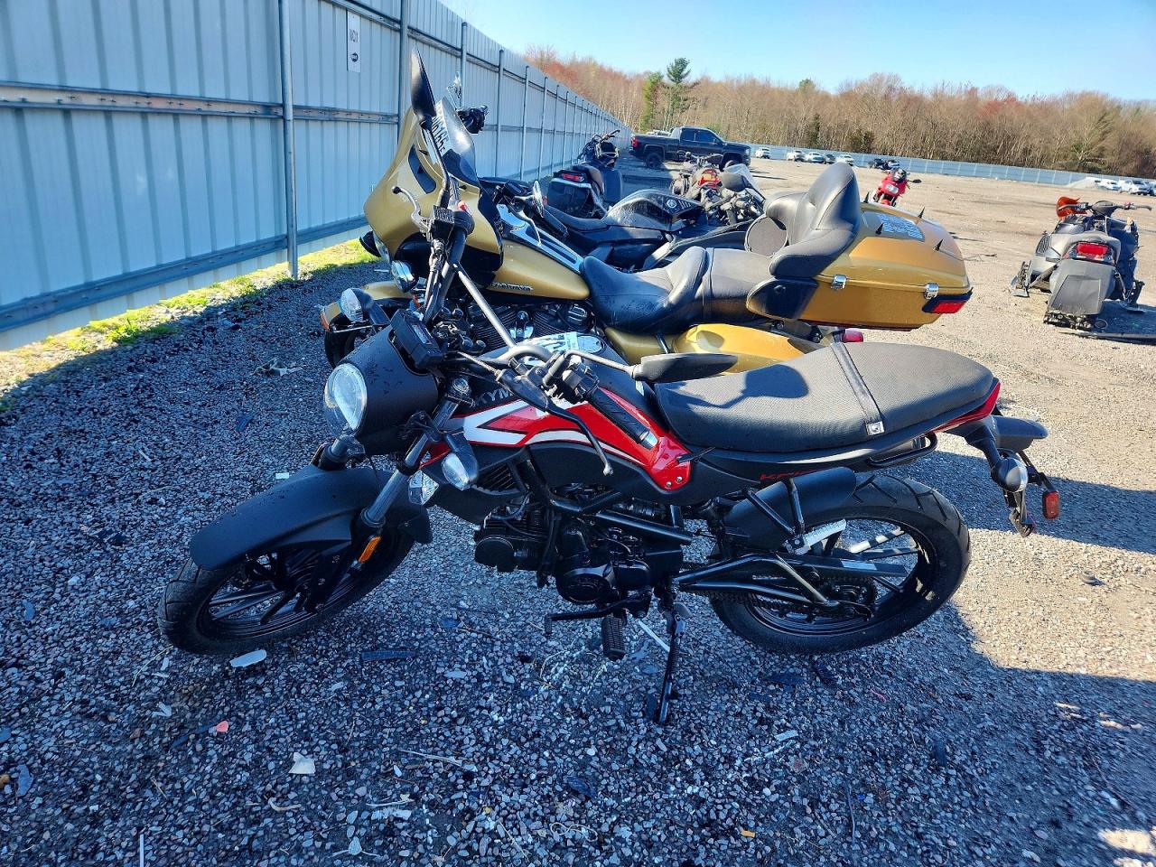 2021 KYMCO Scooter VIN LC2B3G086MC100104 photo 3