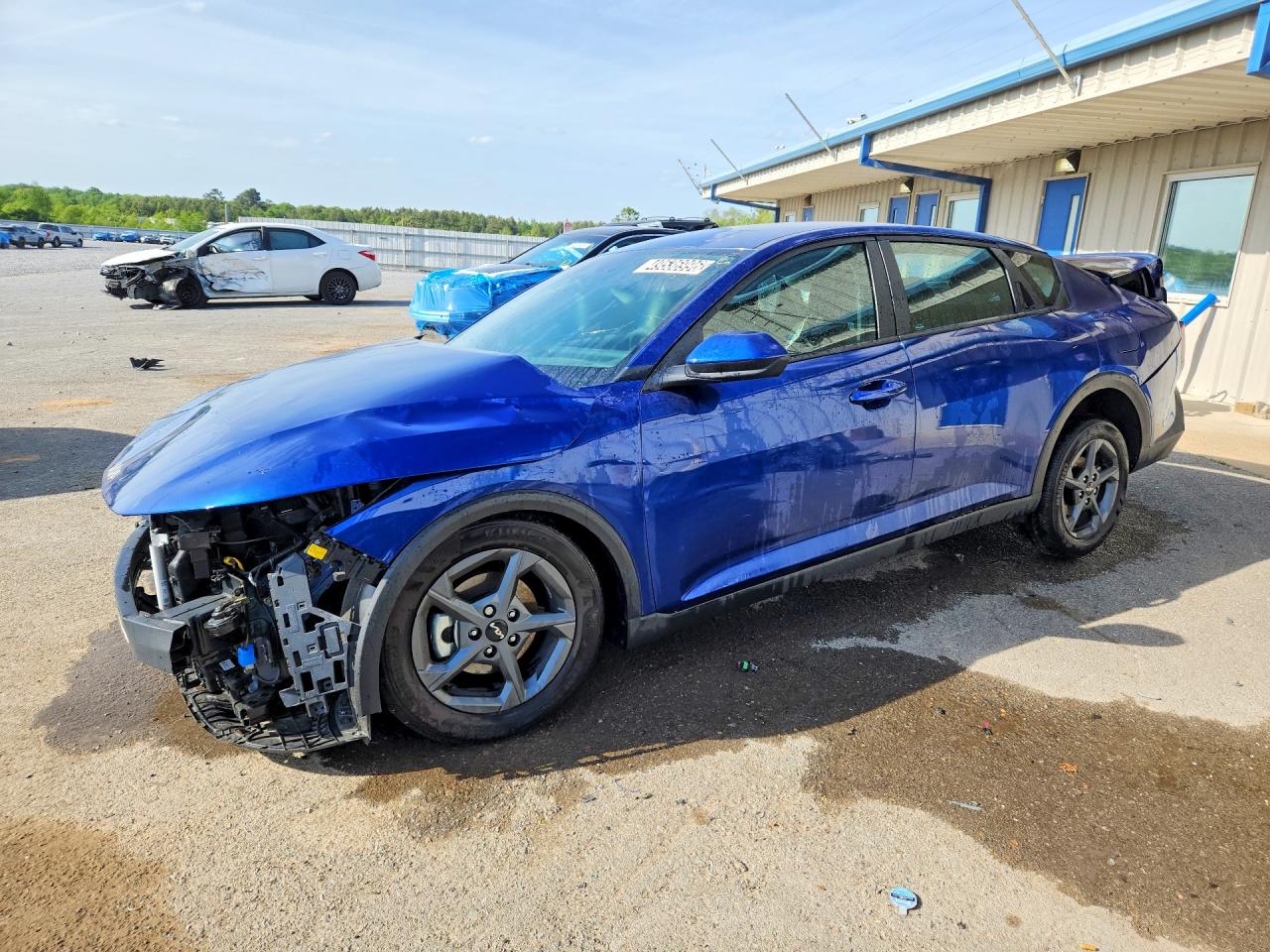 2026 KIA All other VIN 3KPFT4DE4TE266759 photo 1