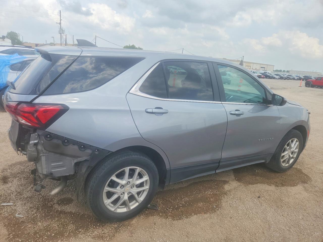 2024 Chevrolet Equinox VIN 3GNAXUEG9RL242564 photo 3