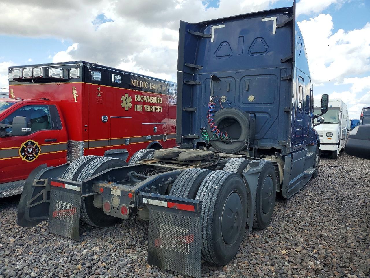 2021 FREIGHTLINER All other VIN 1FUJHHDR2MLMA3880 photo 4