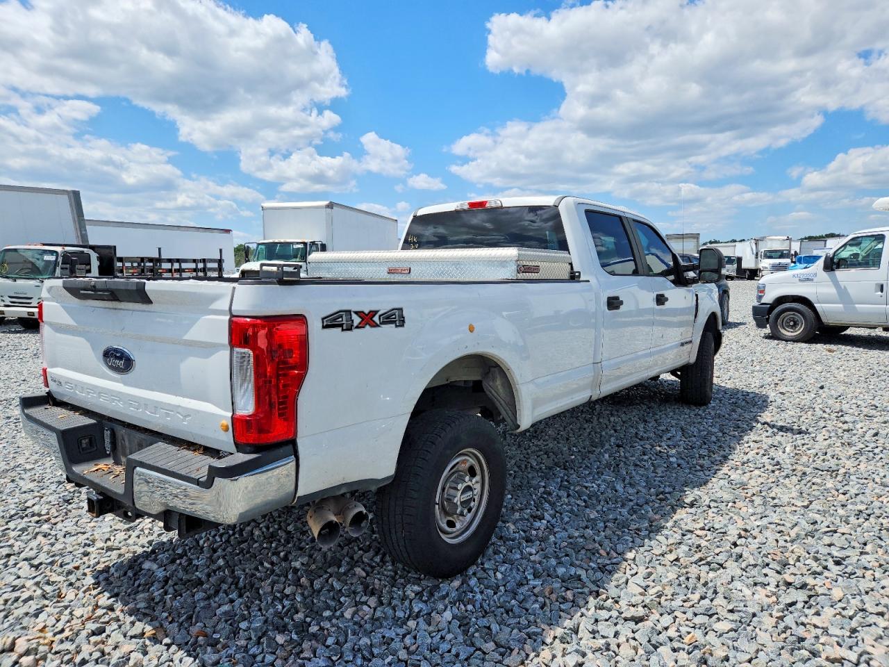 2018 Ford F250 VIN 1FT7W2BT5JEB94934 photo 4