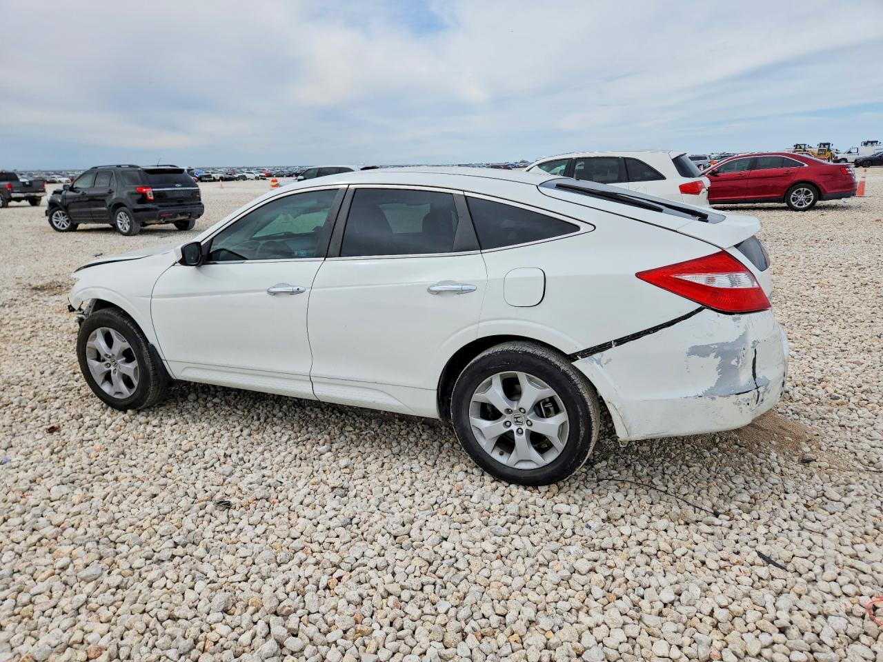 2012 Honda Crosstour VIN 5J6TF1H59CL003929 photo 2