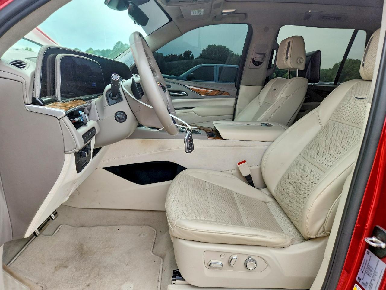 2024 Cadillac Escalade VIN 1GYS4GKL2RR325586 photo 7