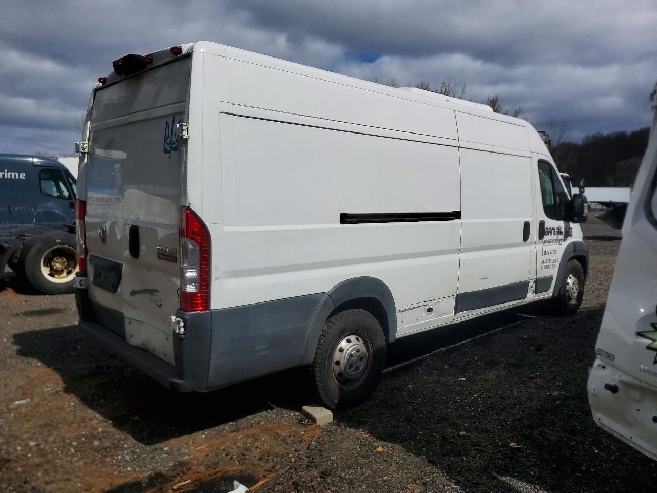 2017 RAM Promaster VIN 3C6URVJG7HE520058 photo 3