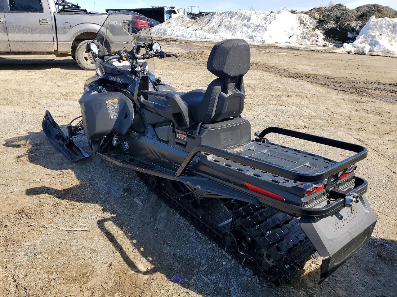 2025 SKI-DOO Expedition VIN 2BPSAFSA1SV000023 photo 3