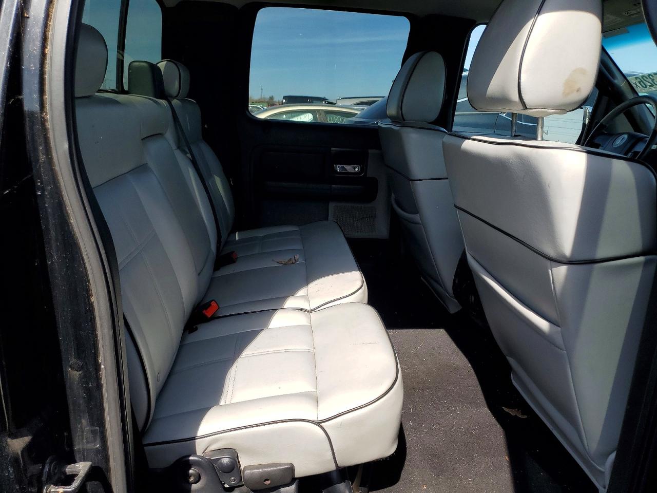 2006 LINCOLN Mark lt VIN 5LTPW185X6FJ02850 photo 10