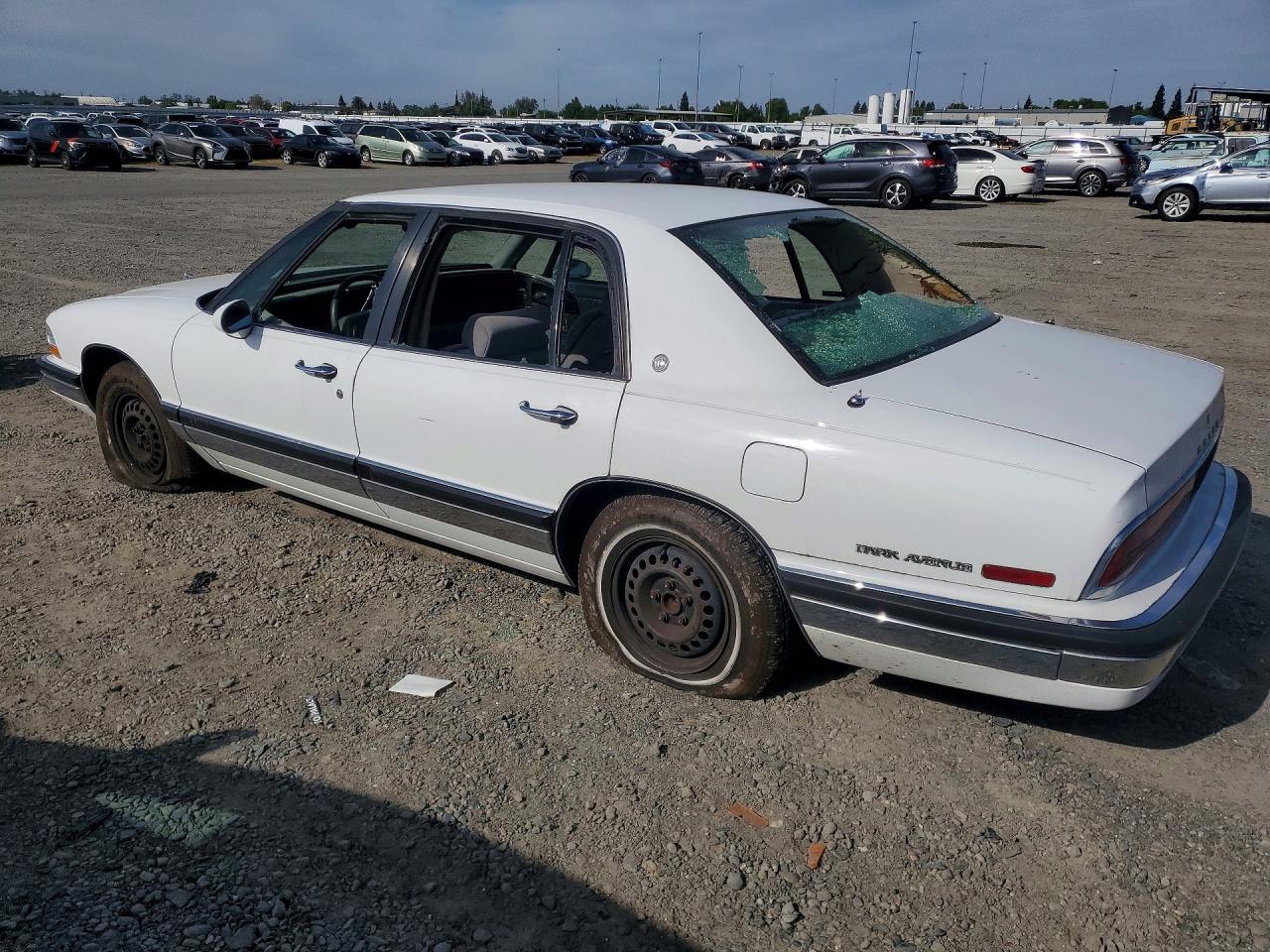 1993 BUICK Park ave VIN 1G4CW53LXP1621468 photo 2