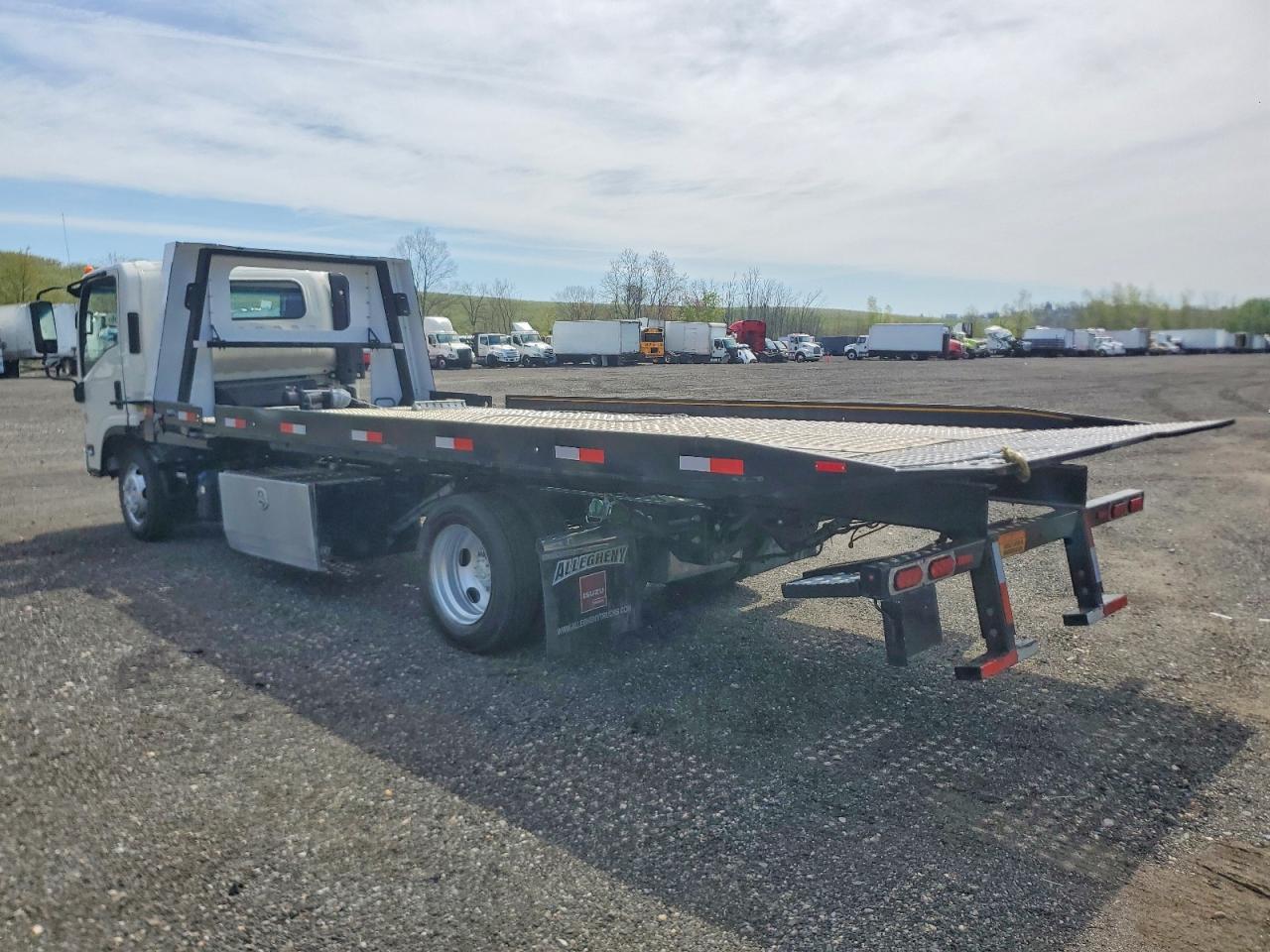 2022 Isuzu Npr VIN JALE5W163N7306653 photo 3