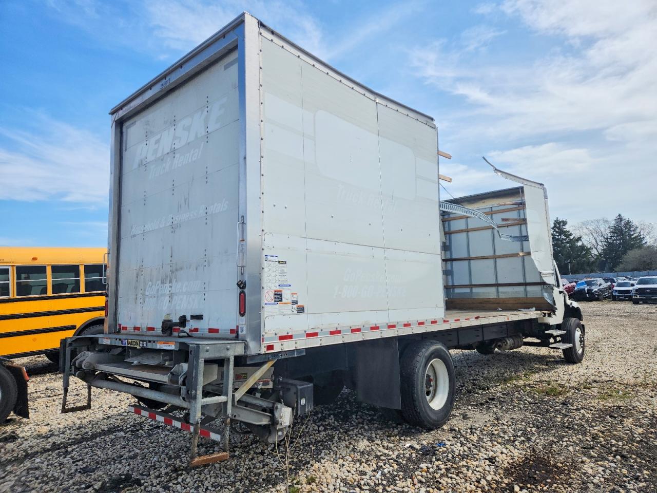 2023 FREIGHTLINER All other VIN 3ALACWFC6PDNT1354 photo 4