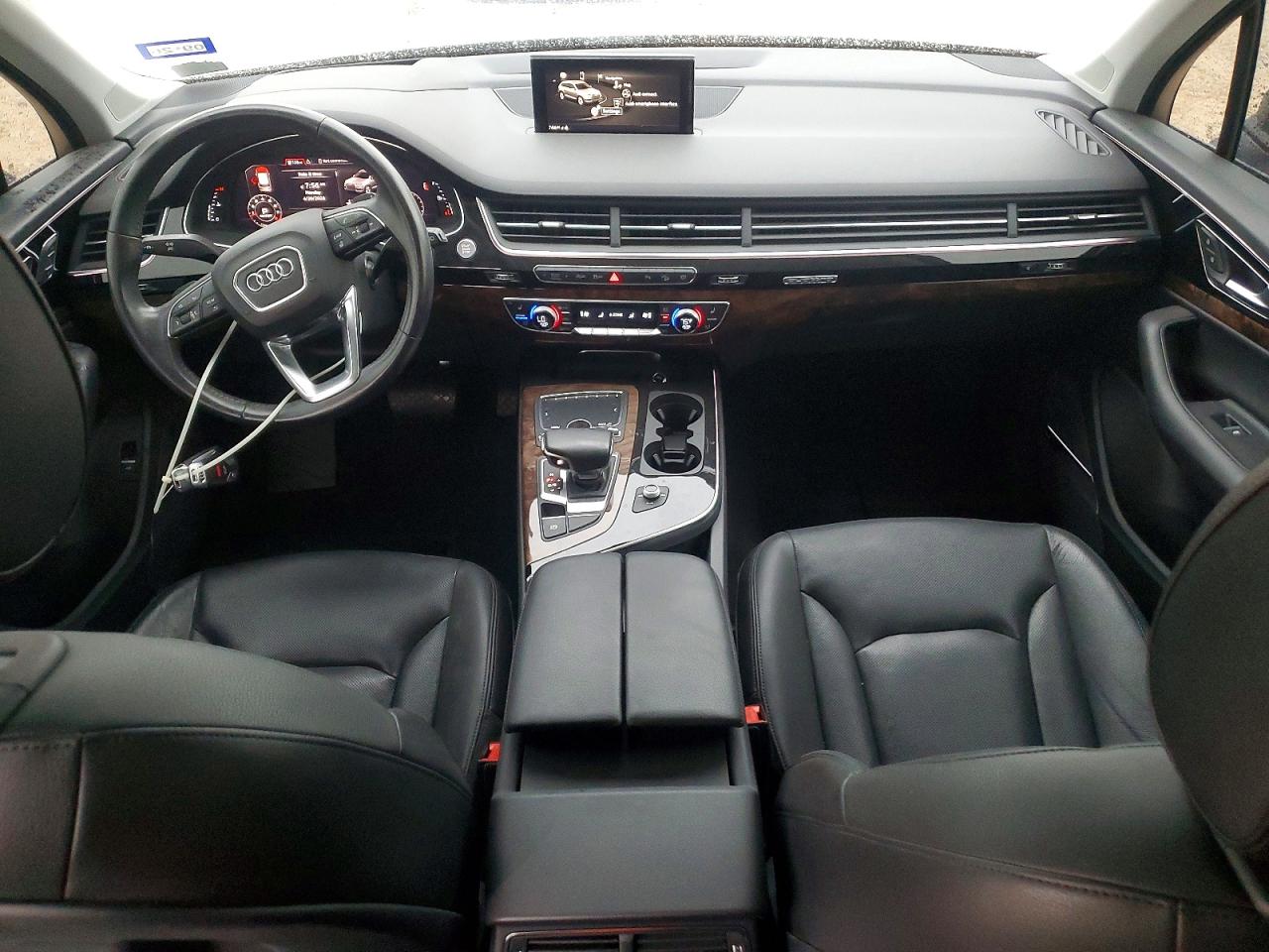 2018 Audi Q7 VIN WA1VAAF78JD048119 photo 8