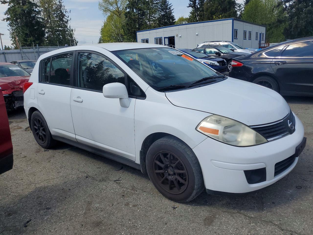 2007 Nissan Versa VIN 3N1BC13E87L417945 photo 4