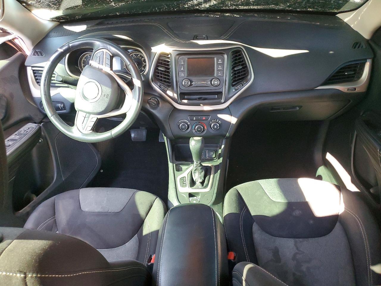 2015 Jeep Grand cher VIN 1C4PJLAB0FW689315 photo 8
