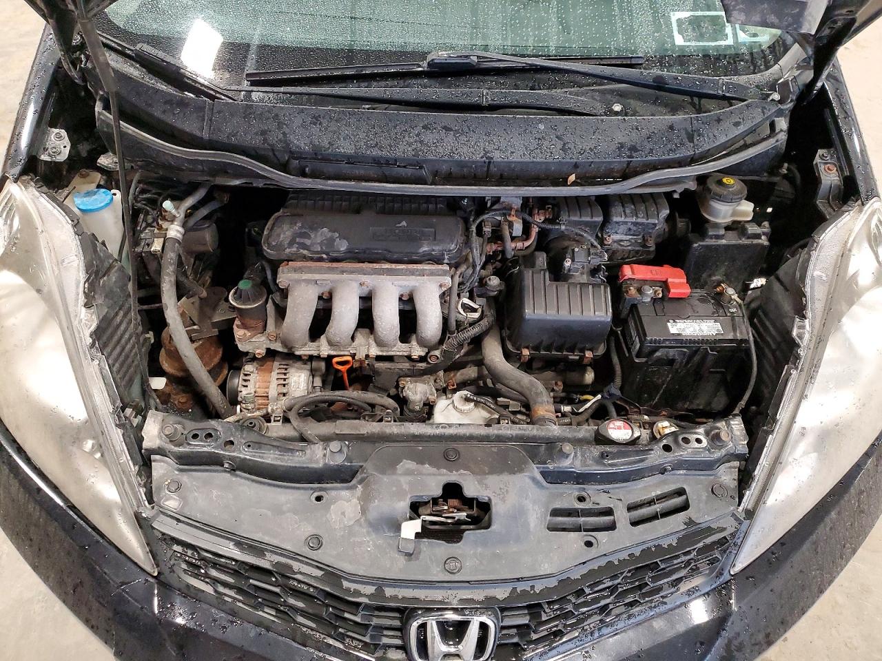 2013 Honda Fit VIN JHMGE8H51DC069846 photo 11