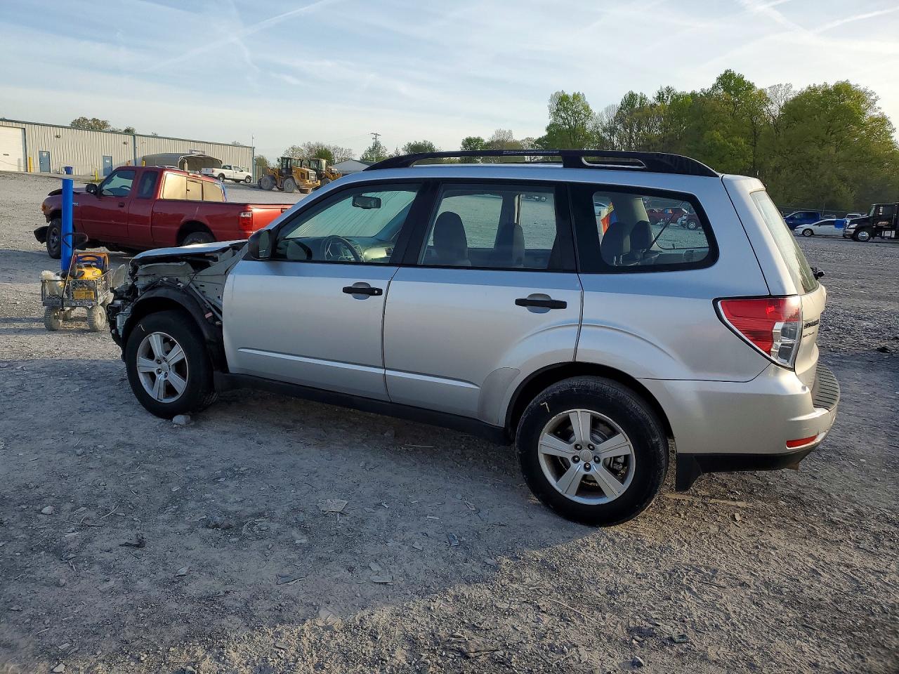 2010 SUBA Forester VIN JF2SH6BC1AH909901 photo 2