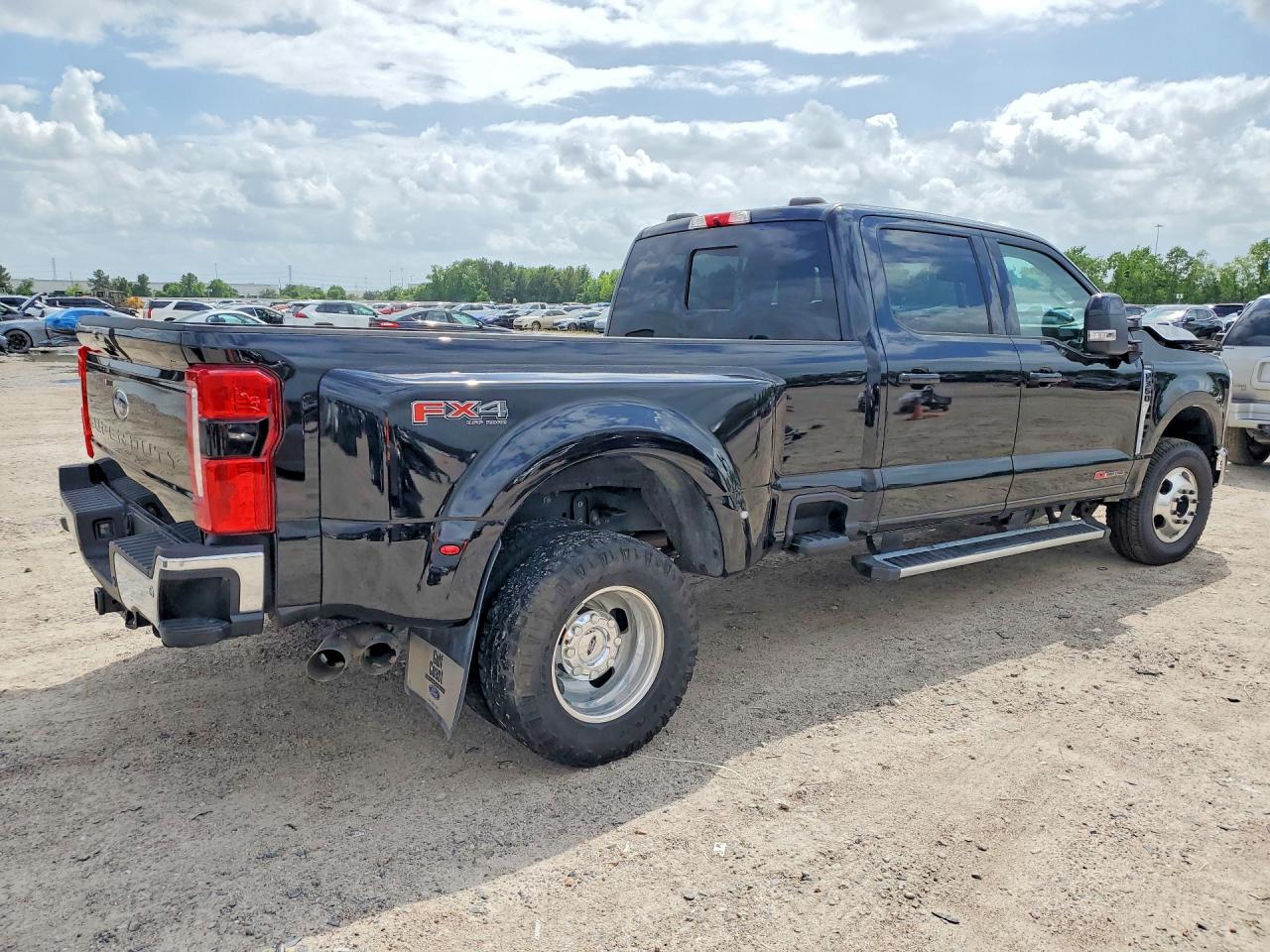 2025 Ford F350 VIN 1FT8W3DM0SED96565 photo 3