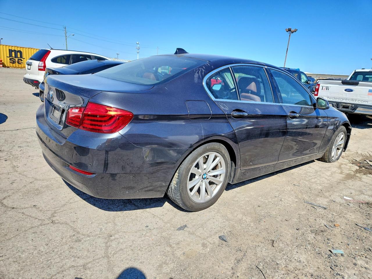 2016 BMW 5 series VIN WBA5A7C53GG151819 photo 3
