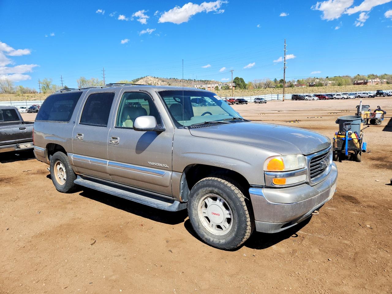 2000 GMC Yukon VIN 3GKEC16T0YG201560 photo 4