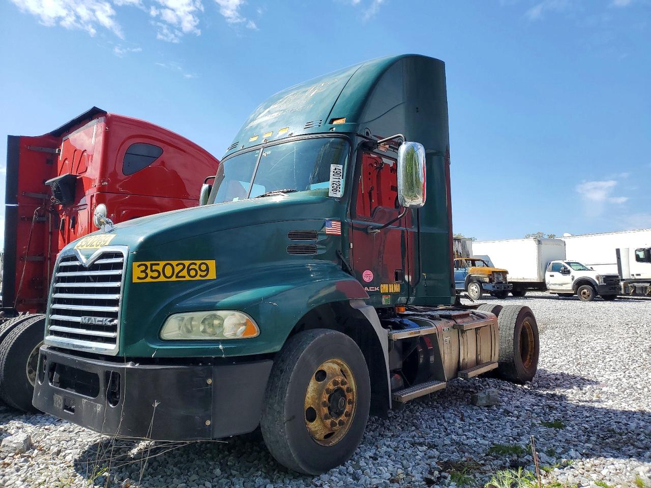 2016 MACK All other VIN 1M1AW01X9GM008504 photo 2