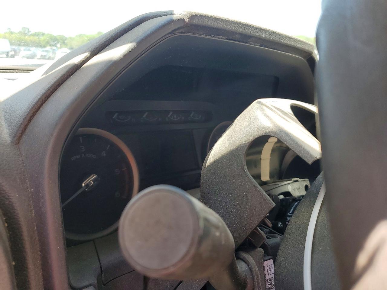 2021 FORD F550 VIN 1FDUF5GN8MDA11286 photo 8