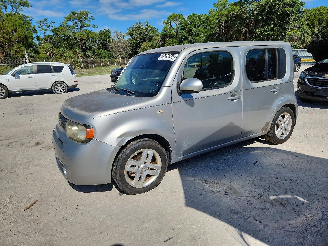 2010 NISSAN Cube VIN JN8AZ2KR5AT165614 photo 1